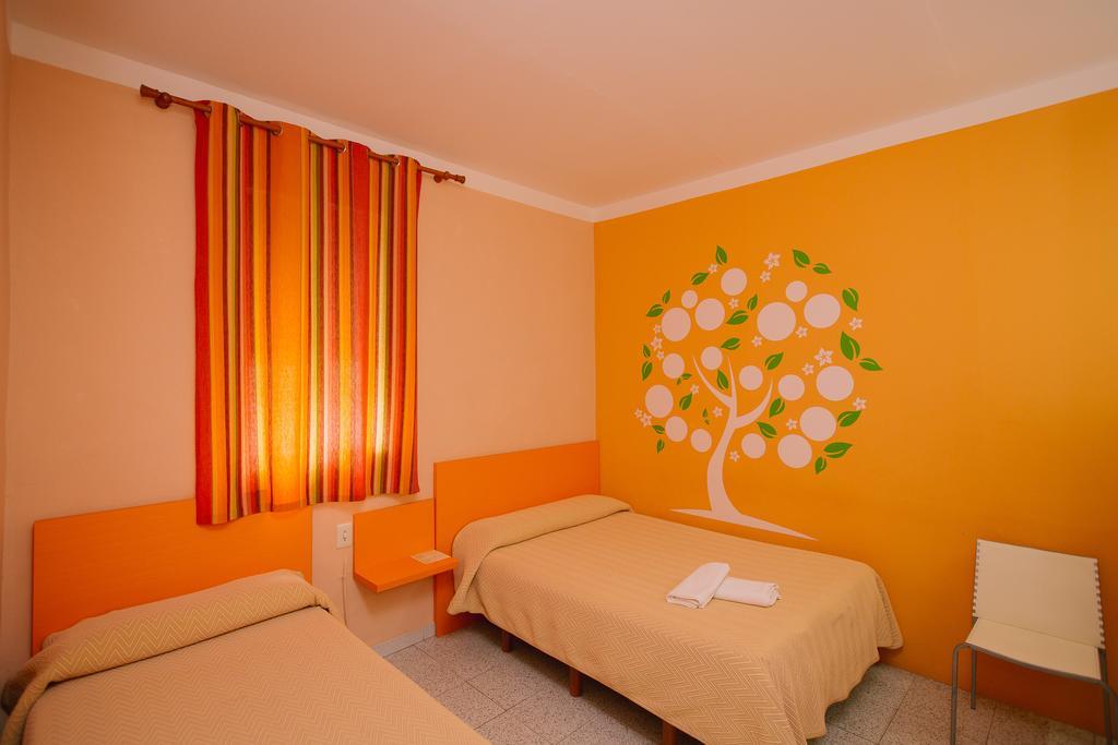 Pension Norma Barcelona Exterior foto
